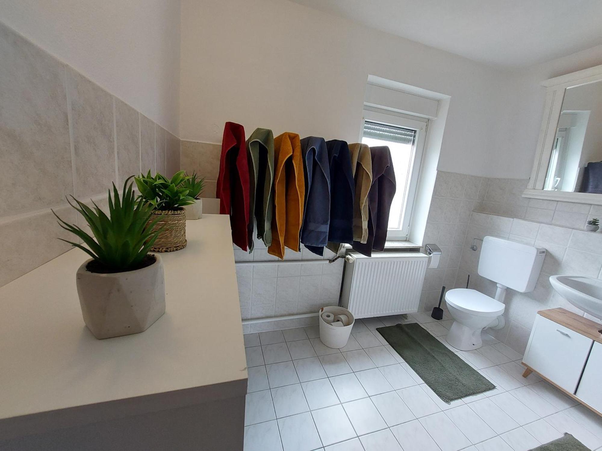 Cozy Home, 7 Beds, Wifi, Kitchen, Balcony, Bielefeld Center المظهر الخارجي الصورة