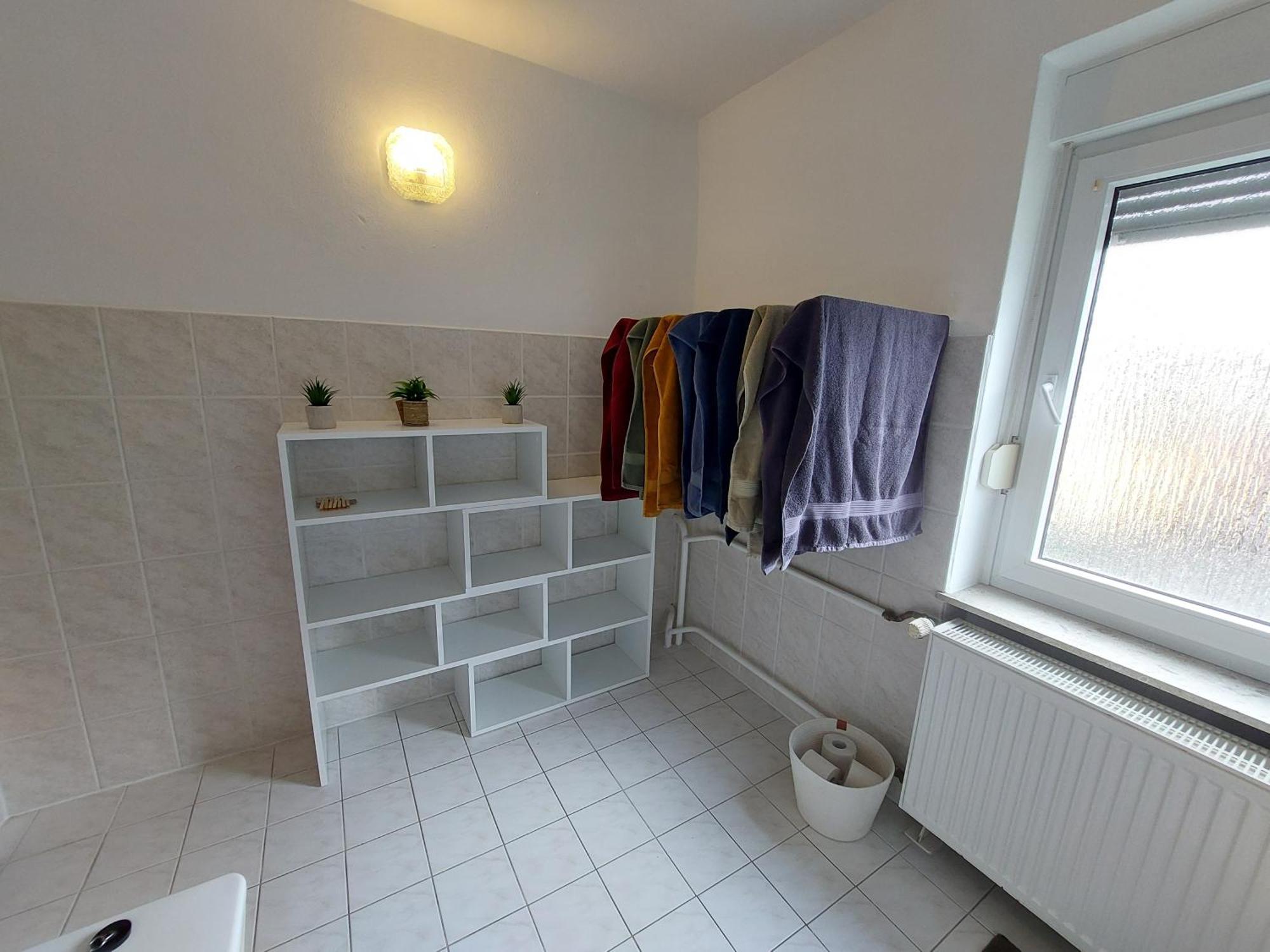 Cozy Home, 7 Beds, Wifi, Kitchen, Balcony, Bielefeld Center المظهر الخارجي الصورة